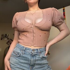 pinky brown crop top w/ pink flower embroidery
